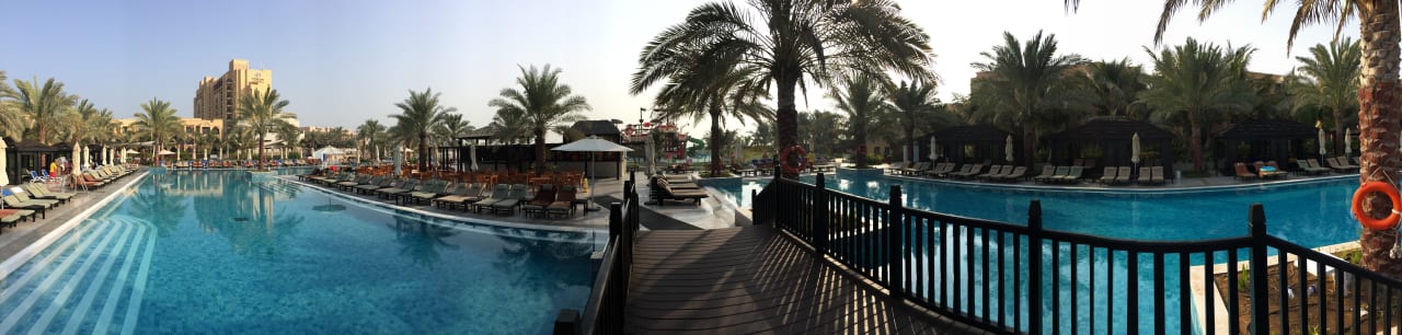 Pool DoubleTree by Hilton Resort & Spa Marjan Island