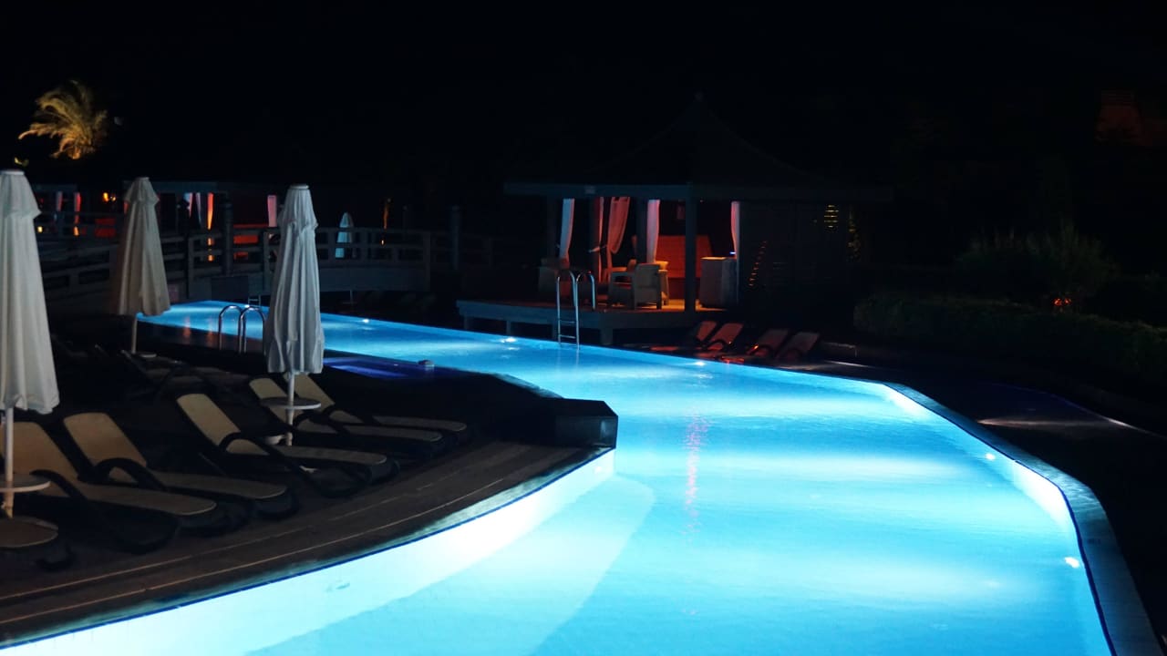 Wunderschöne Poolanlage  Limak Lara Deluxe Hotel & Resort