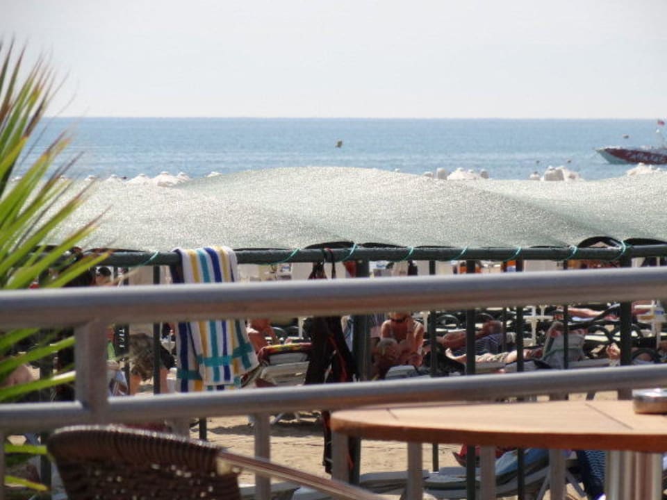 Blick von der Strandbar zum Meer Seher Kumköy Star Resort & Spa