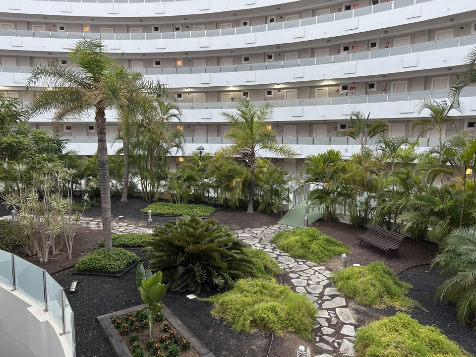 Gartenanlage Bull Escorial & Spa