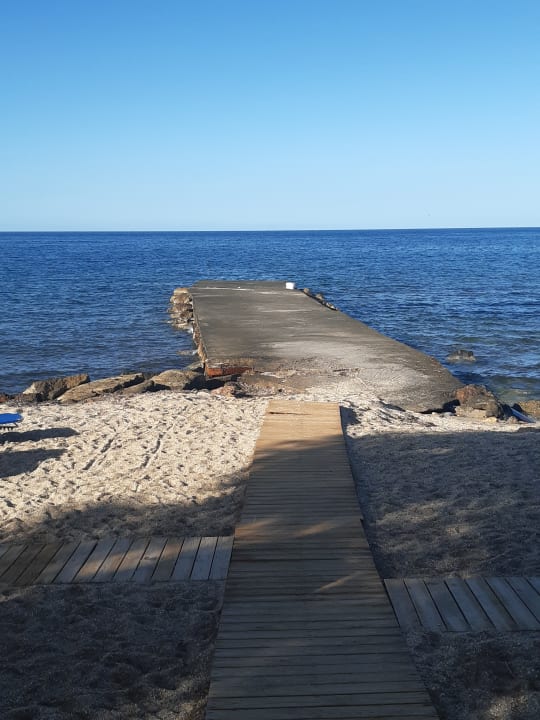 Strand Hotel Serita Beach