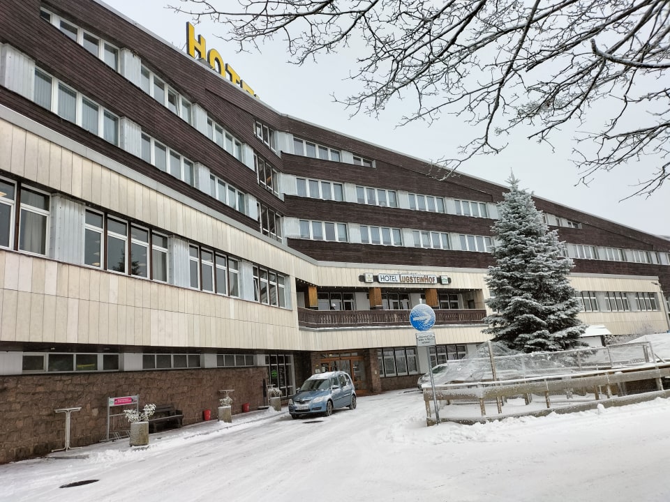 Außenansicht Hotel Lugsteinhof