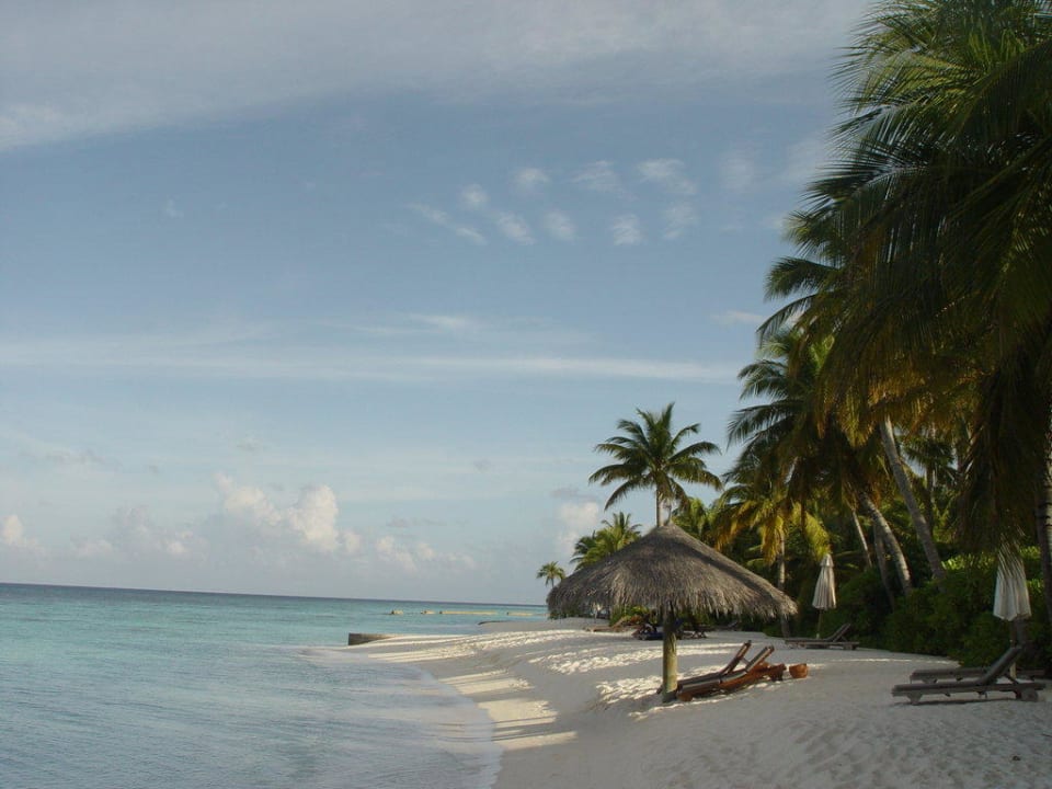 Strand gegen Abend Conrad Maldives Rangali Island