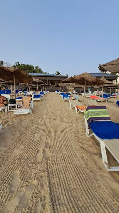 Strand Marhaba Royal Salem