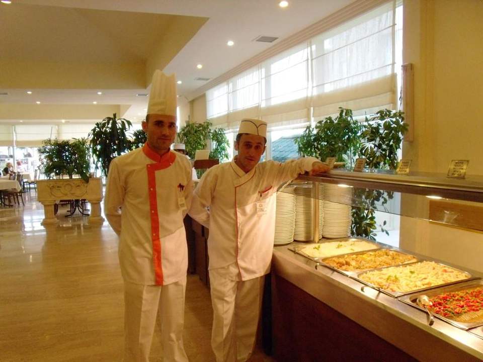 Machen immer gutes Essen Senza Sunset Beach Hotel