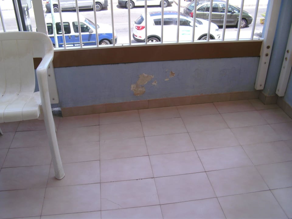 Balkon - Putz von der Wand Alcudia Garden Aparthotel