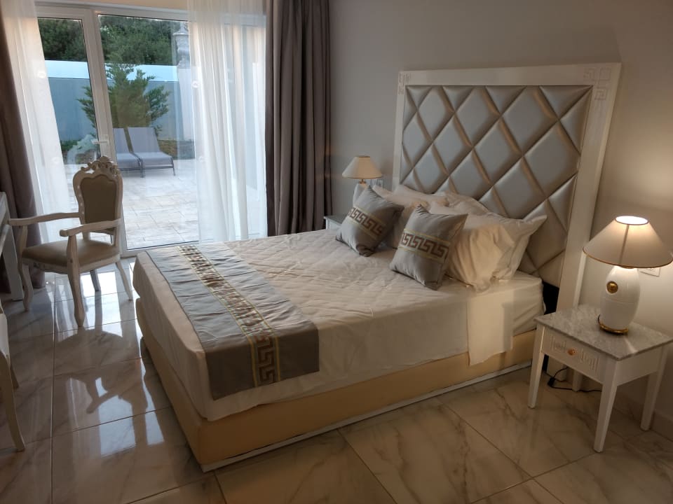 Zimmer Sandy Villas Resort