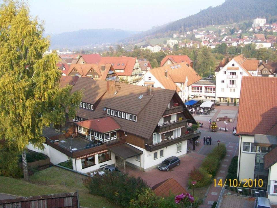 Baiersbronn bei schönem Wetter Panoramahotel Berghof