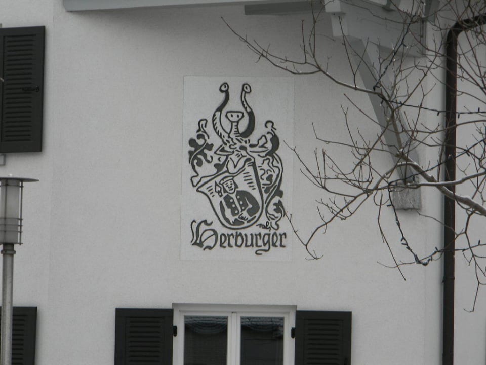 Les armoiries Hotel Weisses Kreuz
