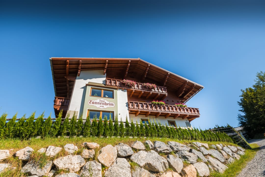 Außenansicht Haus Tannenheim