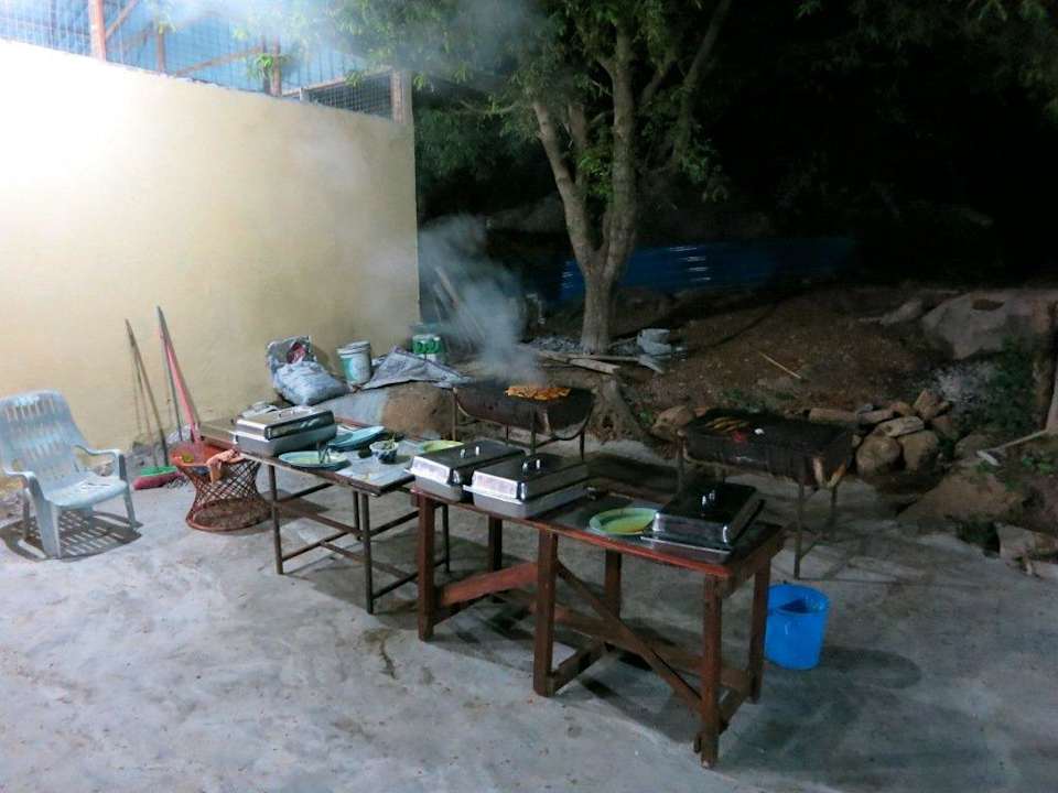 BBQ Island Reef Resort