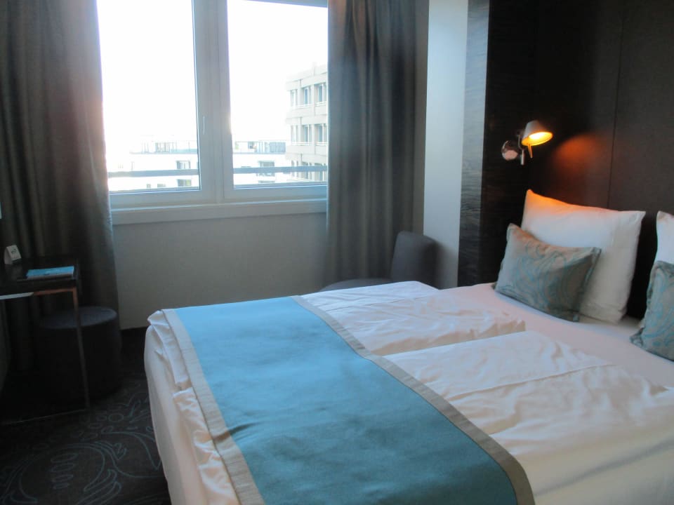 Blick ins Zimmer Motel One München-Campus