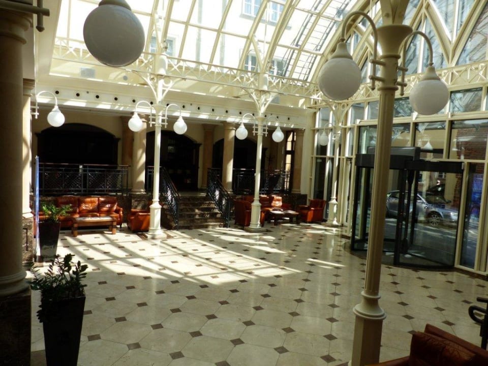 Eingang Hotel Radisson Blu Gdańsk
