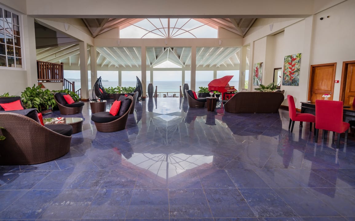 Lobby Calabash Cove Resort & Spa