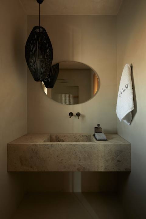 Zimmer ADĀMA - A Signature Collection by Zálo Spaces (Adults Only)