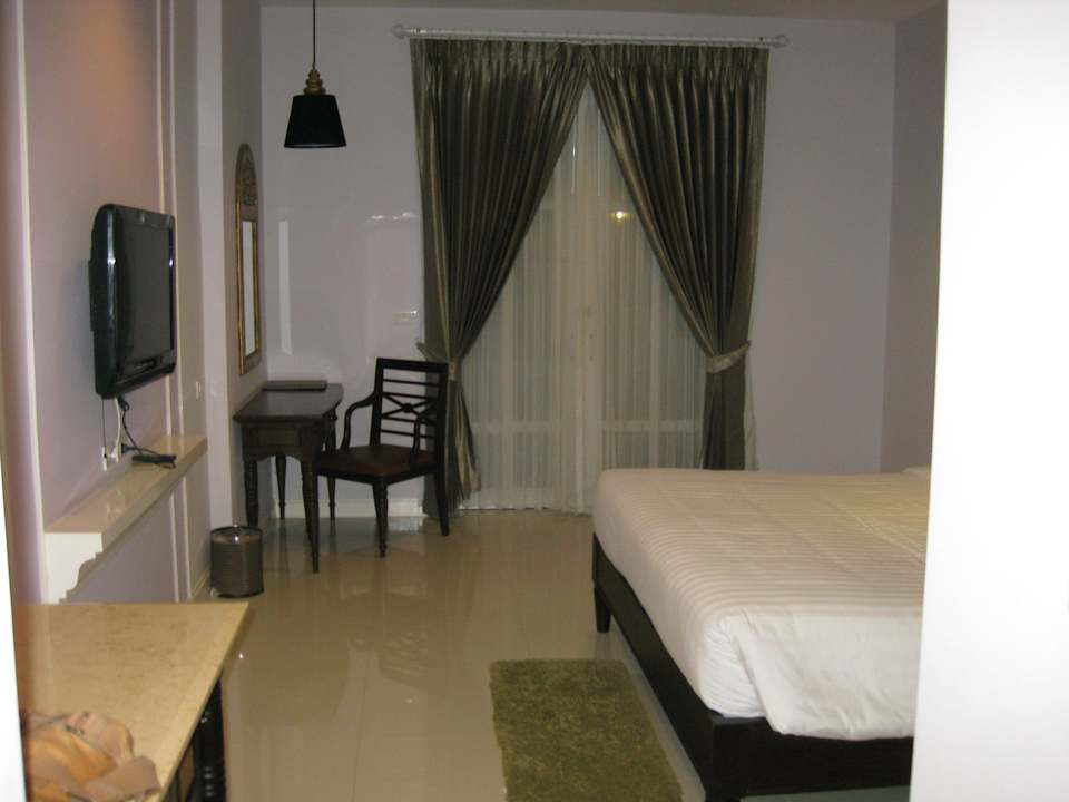 Blick in das Zimmer Khamthana The Colonial Hotel Chiang Rai