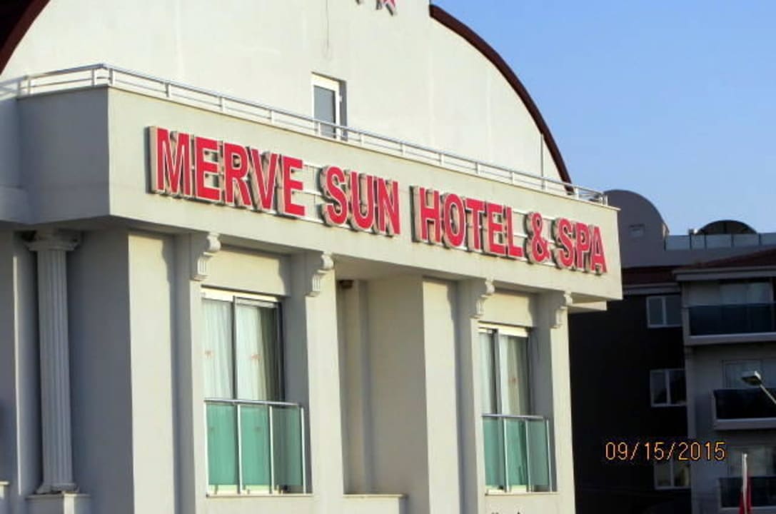 Vorderansicht Merve Sun Hotel & Spa