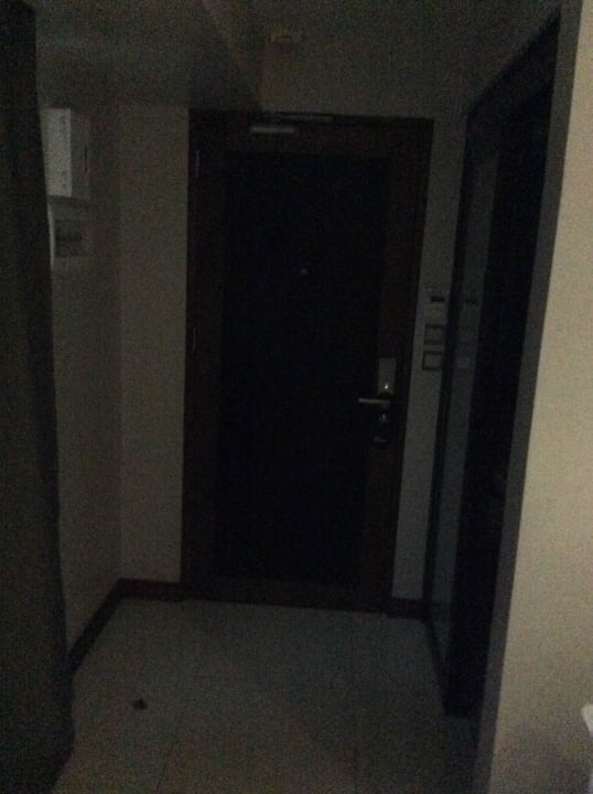 Eingang The Suez Serviced Studios Makati