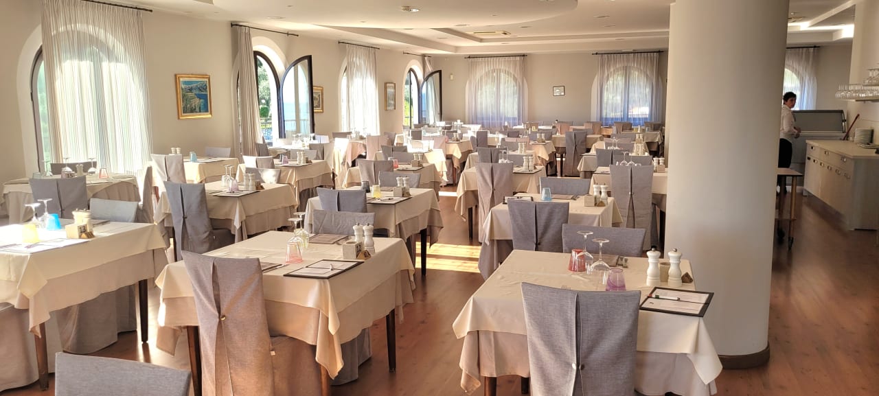 Gastro Park Hotel Zanzanu