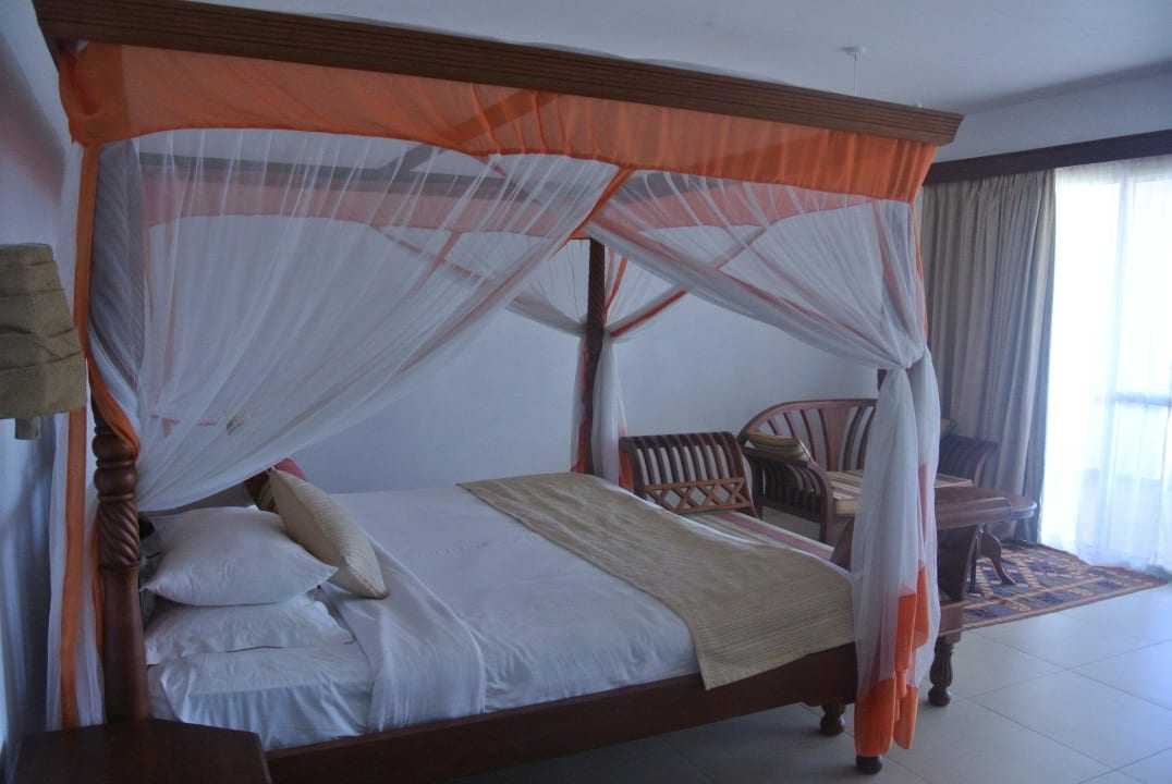 Bett Deluxe Zimmer Royal Zanzibar Beach Resort