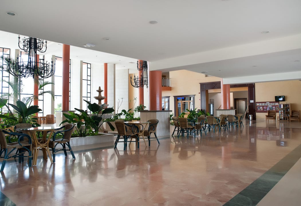 Lobby Grand Muthu Golf Plaza Hotel & Spa
