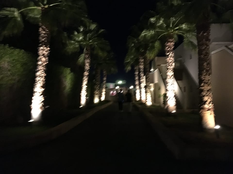 Garten Grand Hotel Holiday Resort