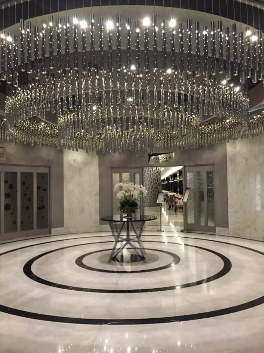 Lobby Royal Seginus