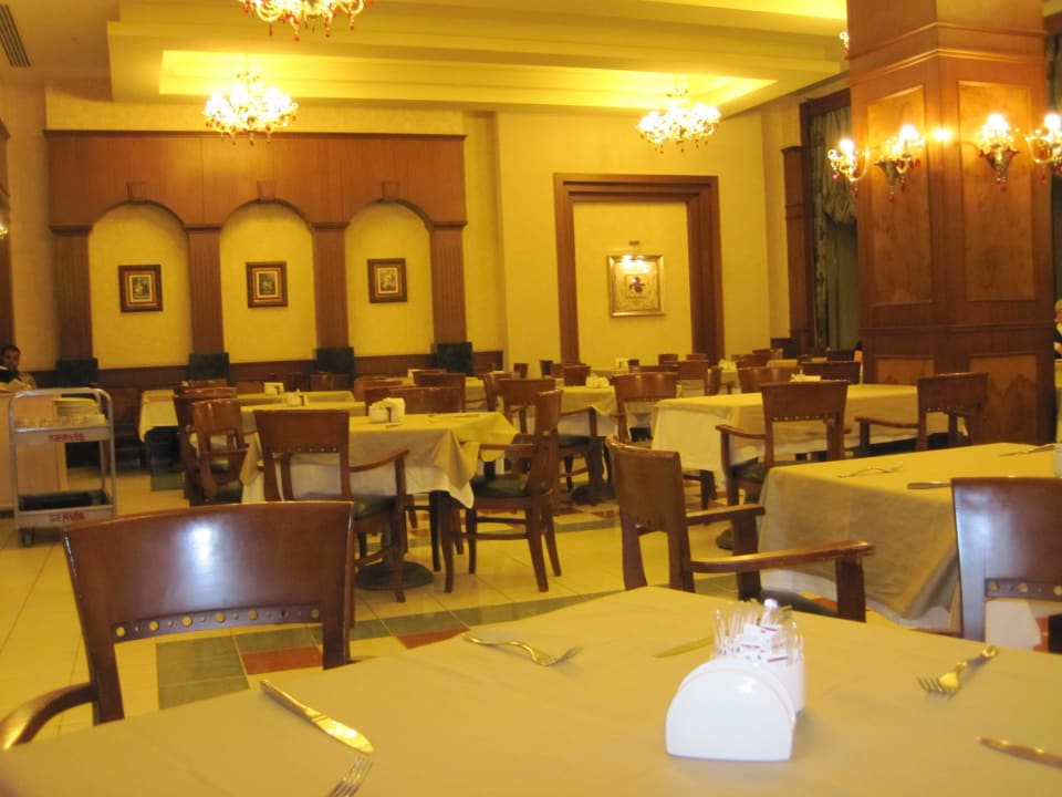 Ein essenraum Fame Residence Lara & Spa