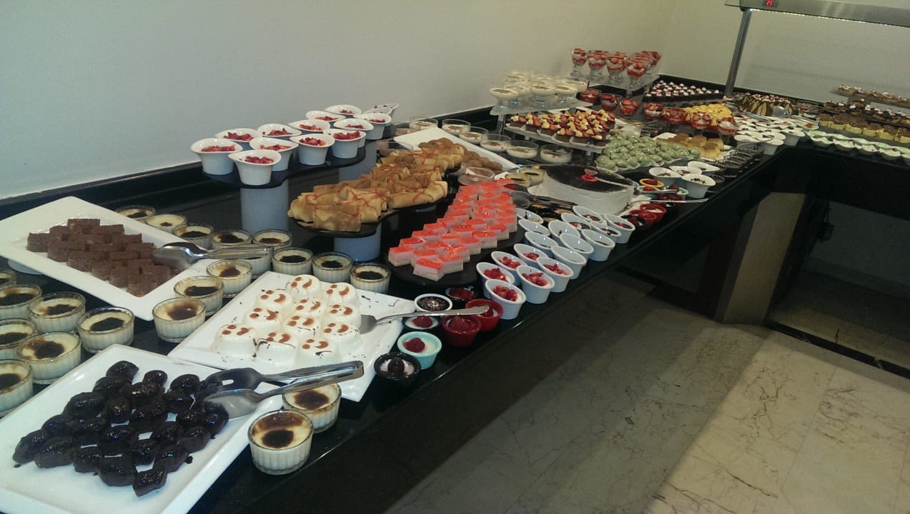 Nachtisch Riviera Hotel & Spa