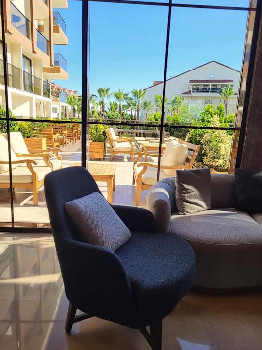 Lobby Glamour Resort & Spa