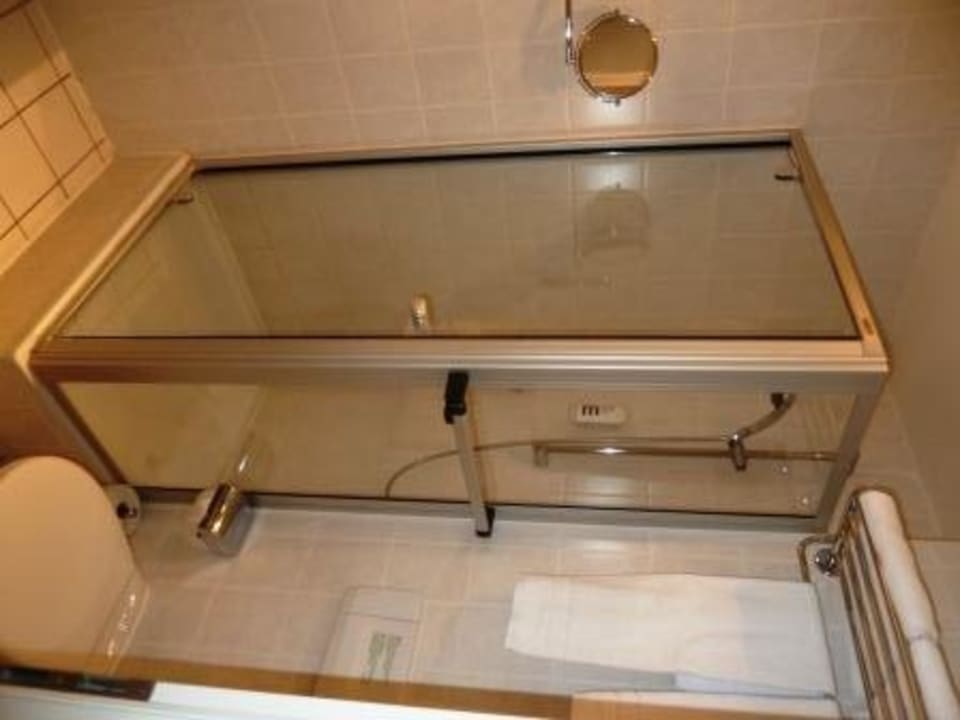 Dusche  Mercure Hotel Greifswald Am Gorzberg