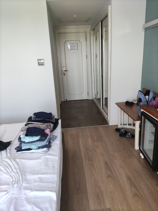 Zimmer Well Palace Side