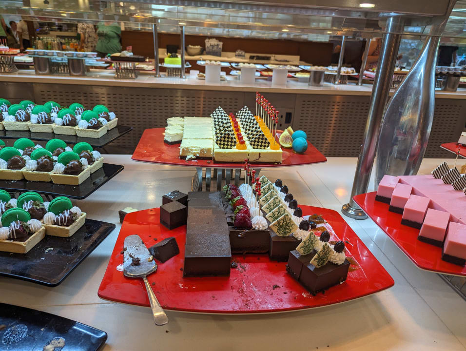 Gastro The Sense Deluxe Hotel