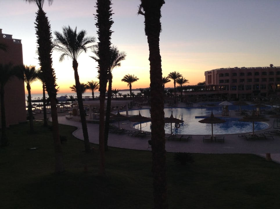 Blick vom Balkon  Beach Albatros Resort