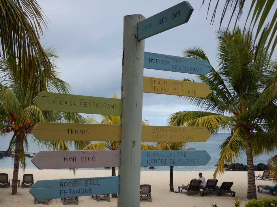 Wegweisser Victoria Beachcomber Resort & Spa