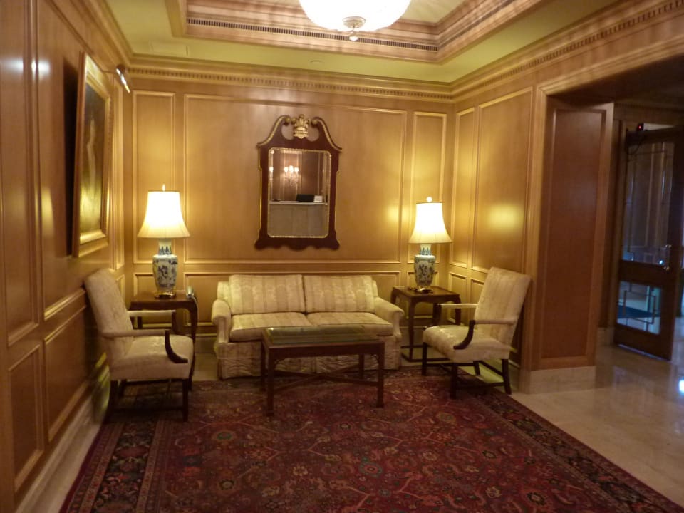 Lobby Hotel Sir Stamford at Circular Quay