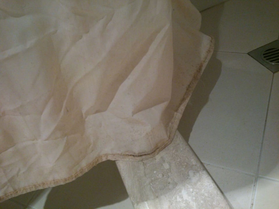 Duschvorhang schimmelig Hotel Sandy Beach