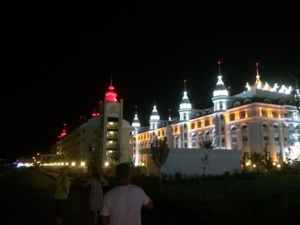 Links Charm Palace Well Palace Side