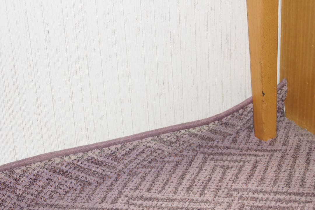 Teppichleiste fällt runter. Hotel Mitlechnerhof