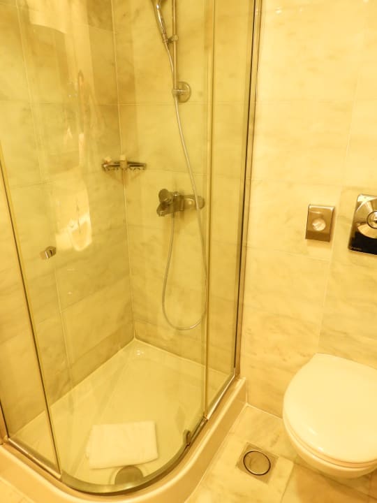 Zimmer Neptune Luxury Resort