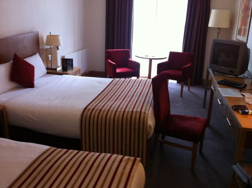 Zimmer Clayton Hotel Cardiff Lane