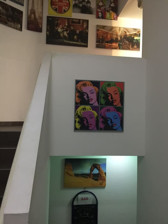Lobby A&T Hostel