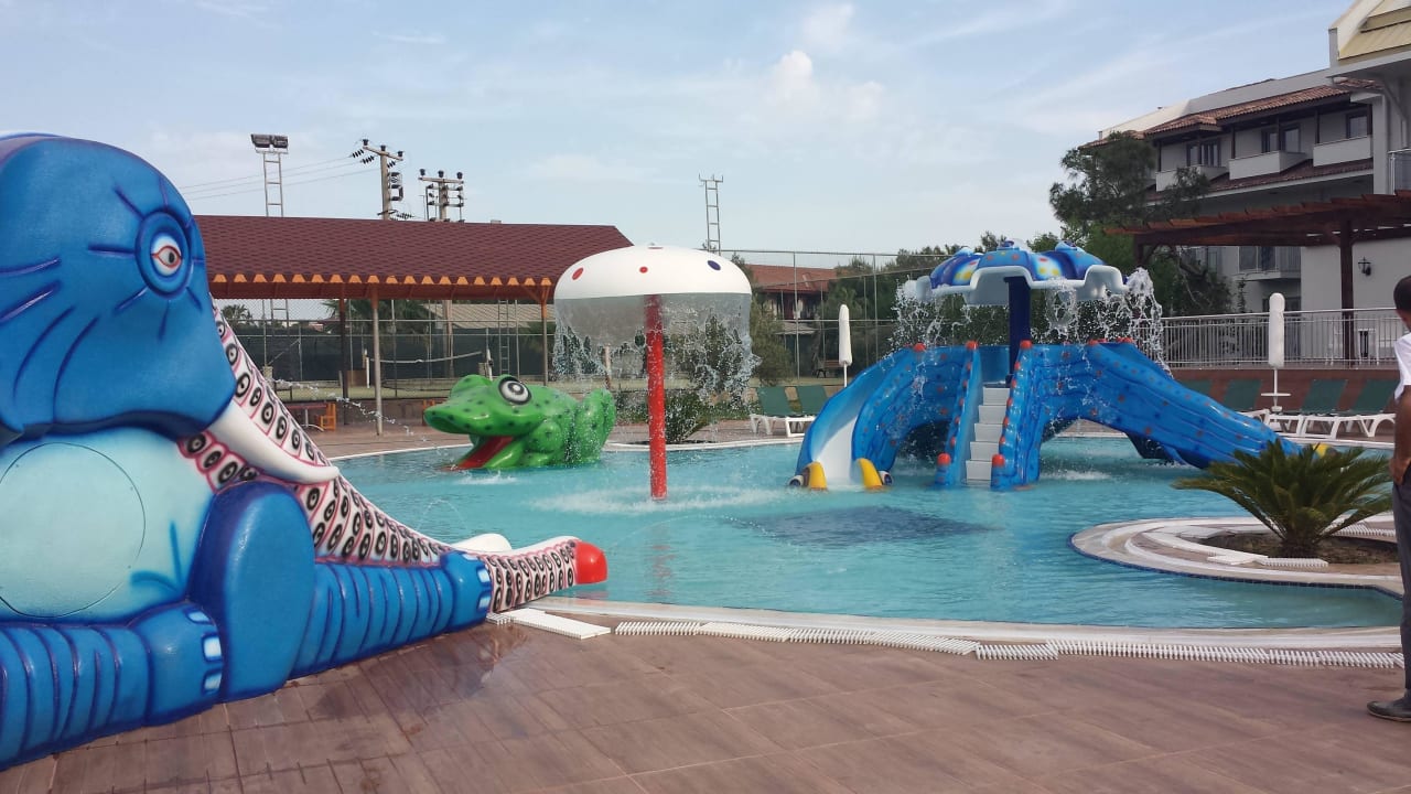 Neuer Kinderpool Hotel Club Nena