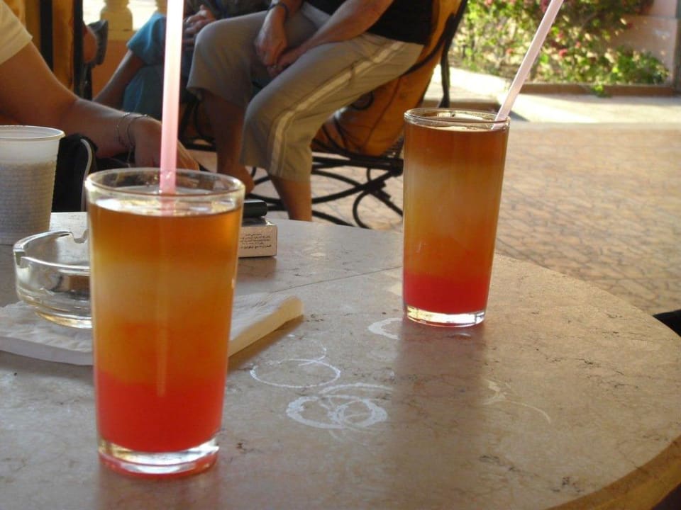 Lecker Cocktail Pickalbatros Alf Leila Wa Leila Resort - Neverland Hurghada