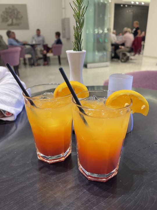 Gastro Asterias Beach Resort