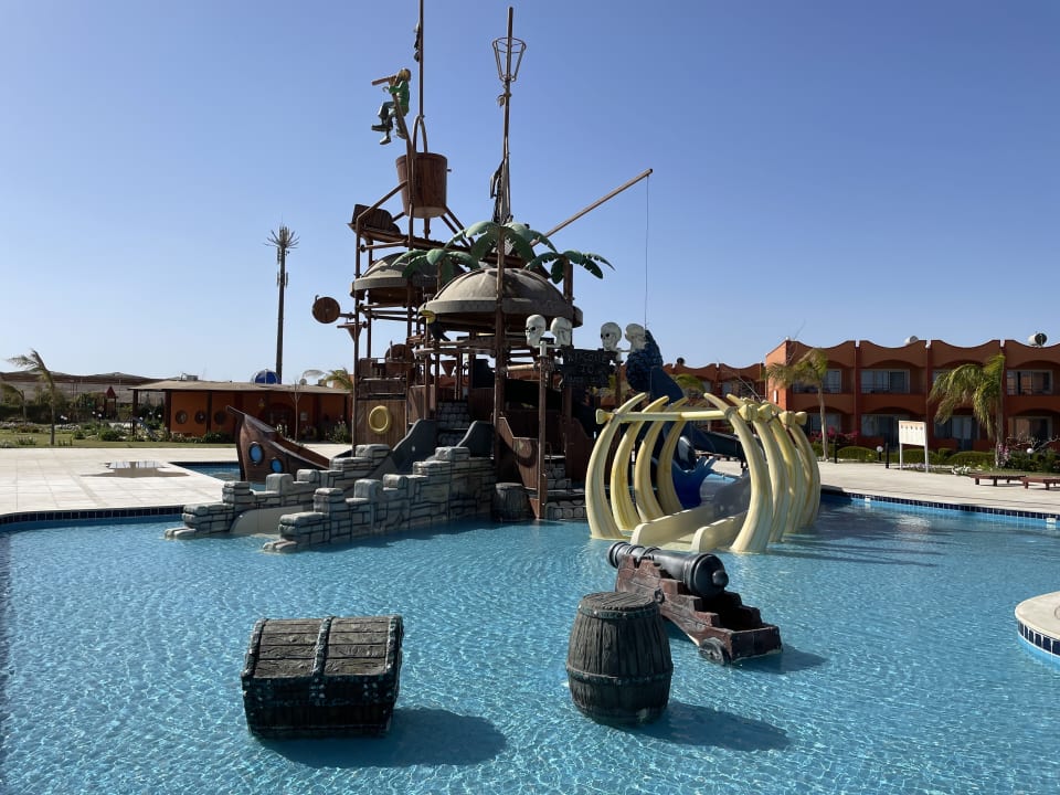 Außenansicht Three Corners Happy Life Beach Resort