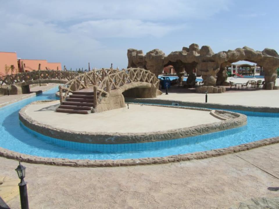 Unser Pool Three Corners Happy Life Beach Resort