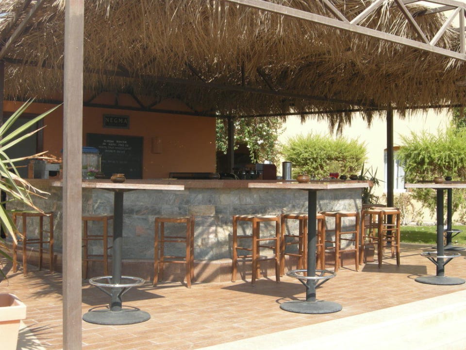 Strandbar Jaz Makadina