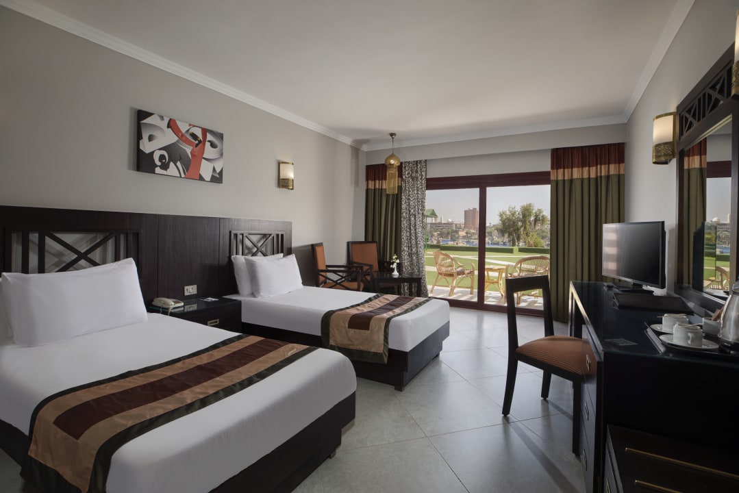 Zimmer Pyramisa Island Hotel Aswan