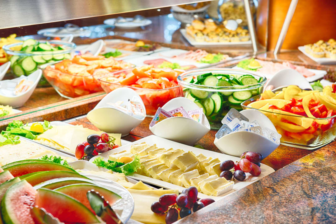 Breakfast Buffet Leonardo Hotel Aachen